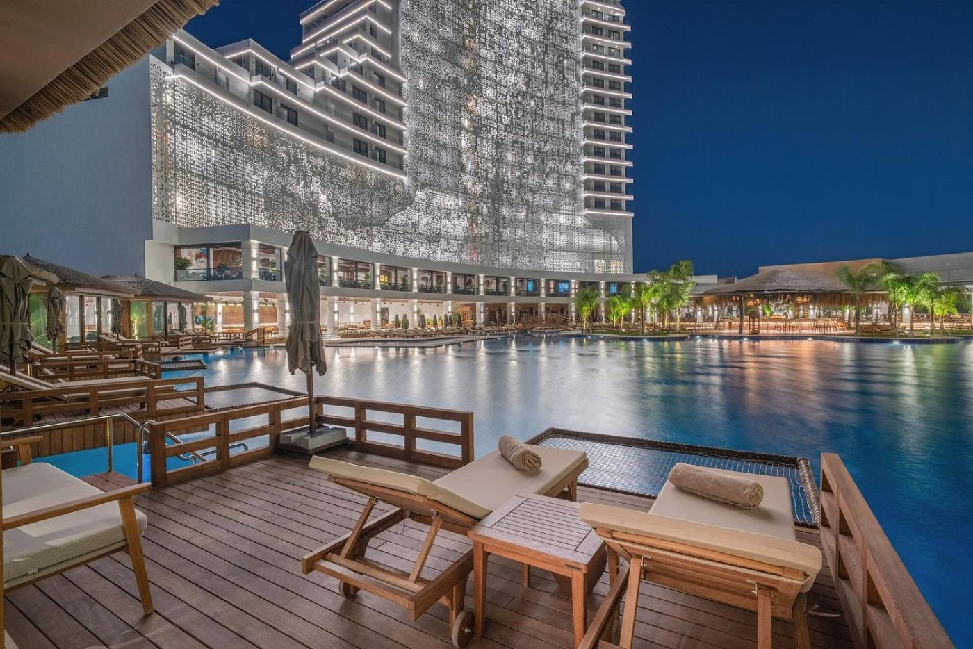 Big Lux 1bdr Grand Sapphire Apartman *